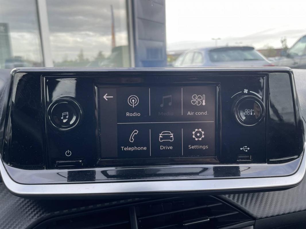 Peugeot 208 - II PureTech 75 S&amp;S Like