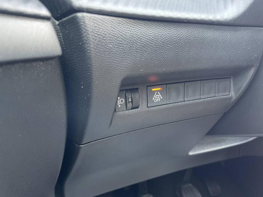 Peugeot 208 - II PureTech 75 S&amp;S Like