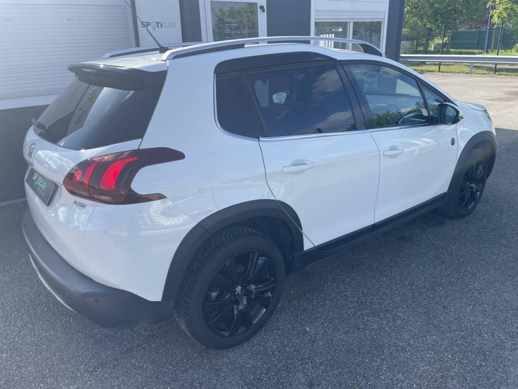 Peugeot 2008 - 1.2 Essence 110 S&amp;S Crossway