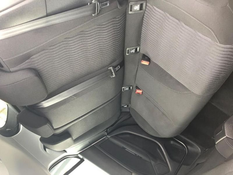 Peugeot 308 - 1.2 VTi 82 ch BVM5 Active